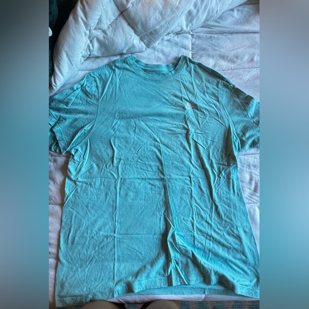 Nike Women's Turquoise Short Sleeve Tee - Picture 7 of 7